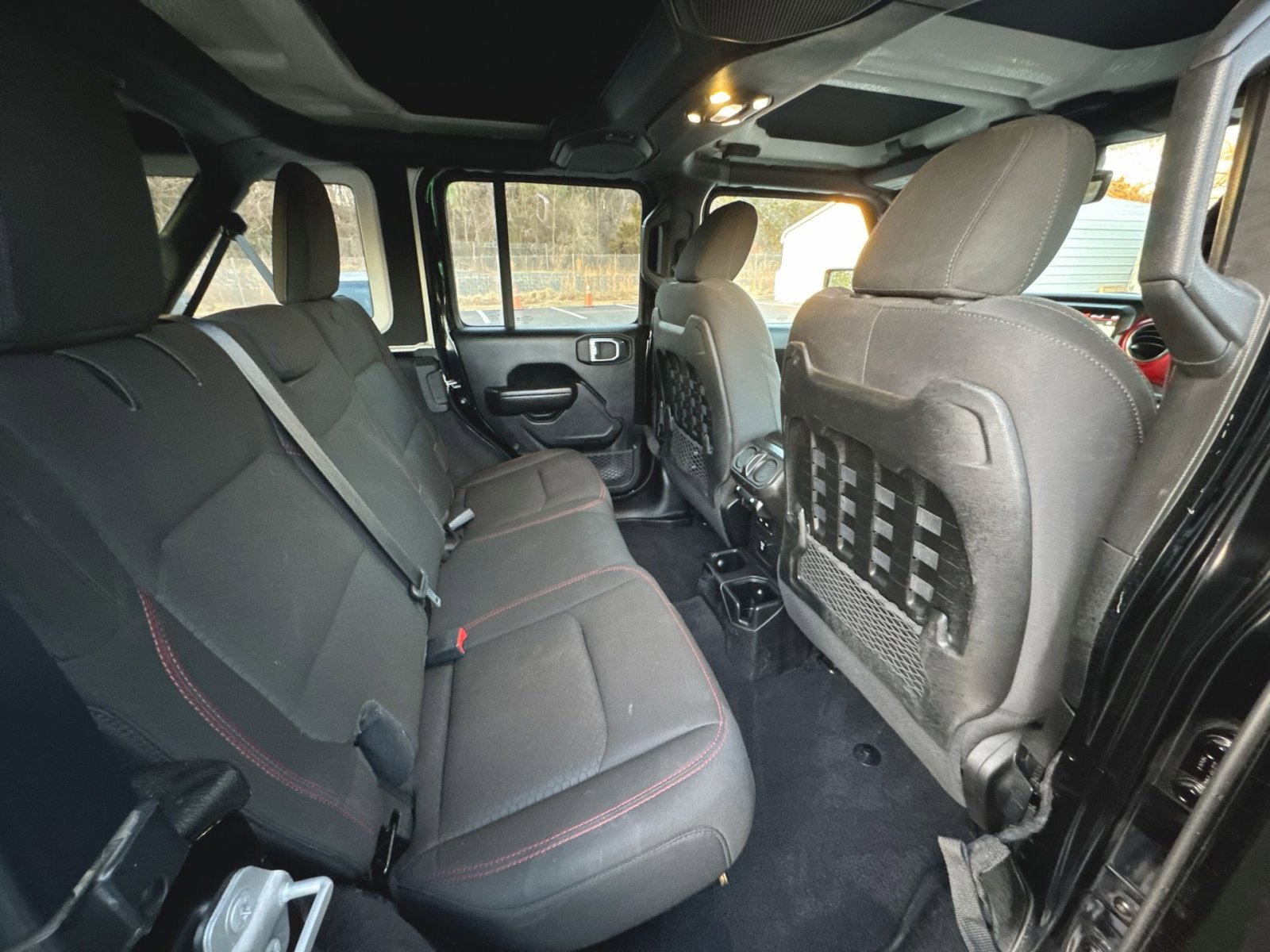 Used 2021 Jeep Wrangler Unlimited Rubicon image 31