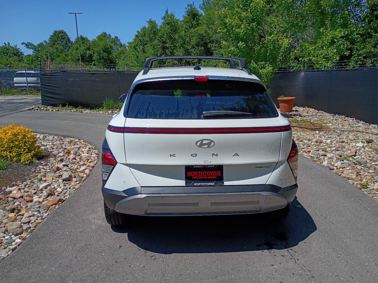 New 2026 Hyundai Kona Limited AWD/4WD image 4