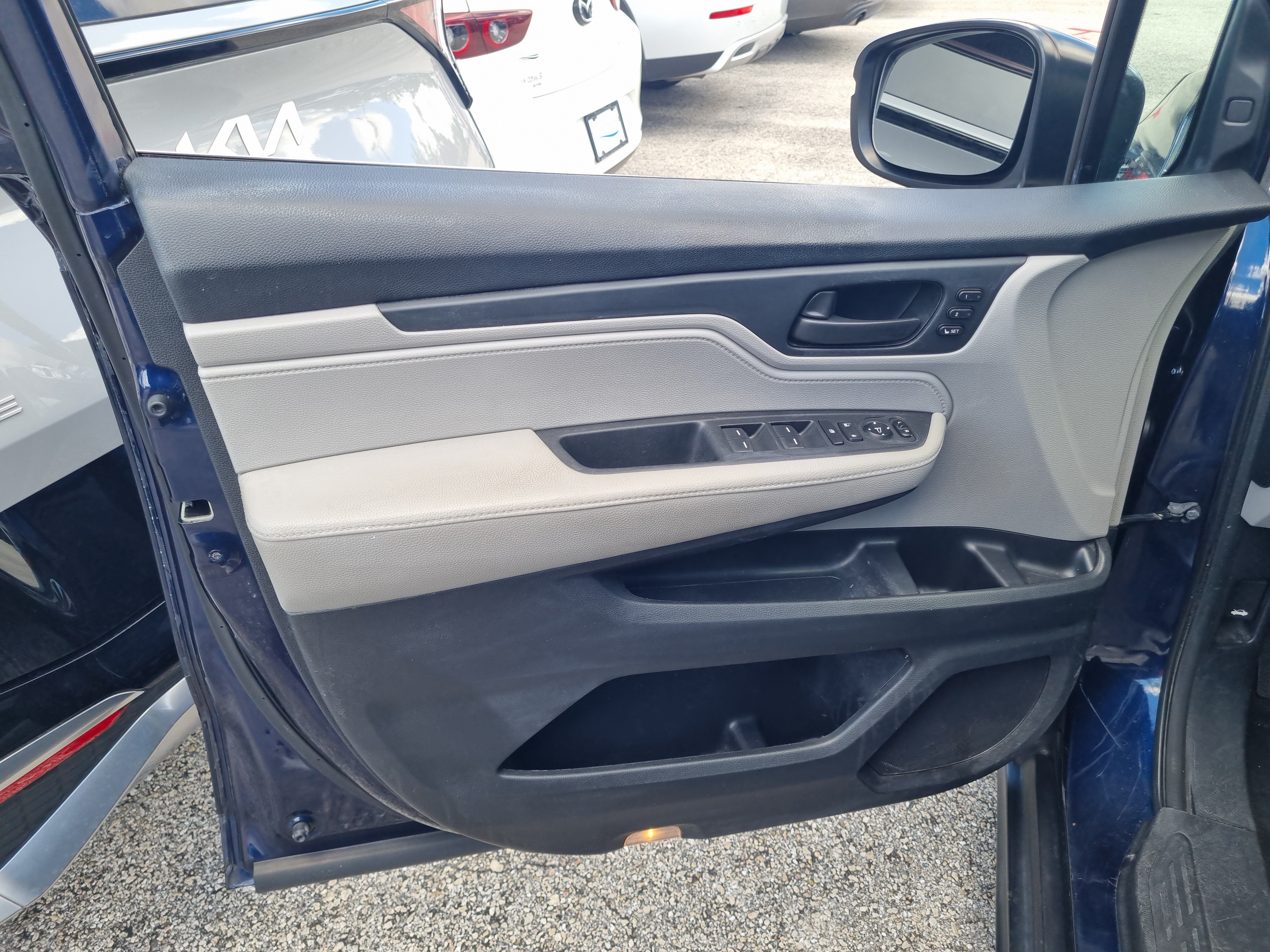 Used 2022 Honda Odyssey EX-L image 24