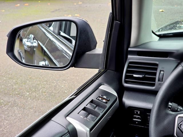 Used 2019 Toyota 4Runner Limited image 15