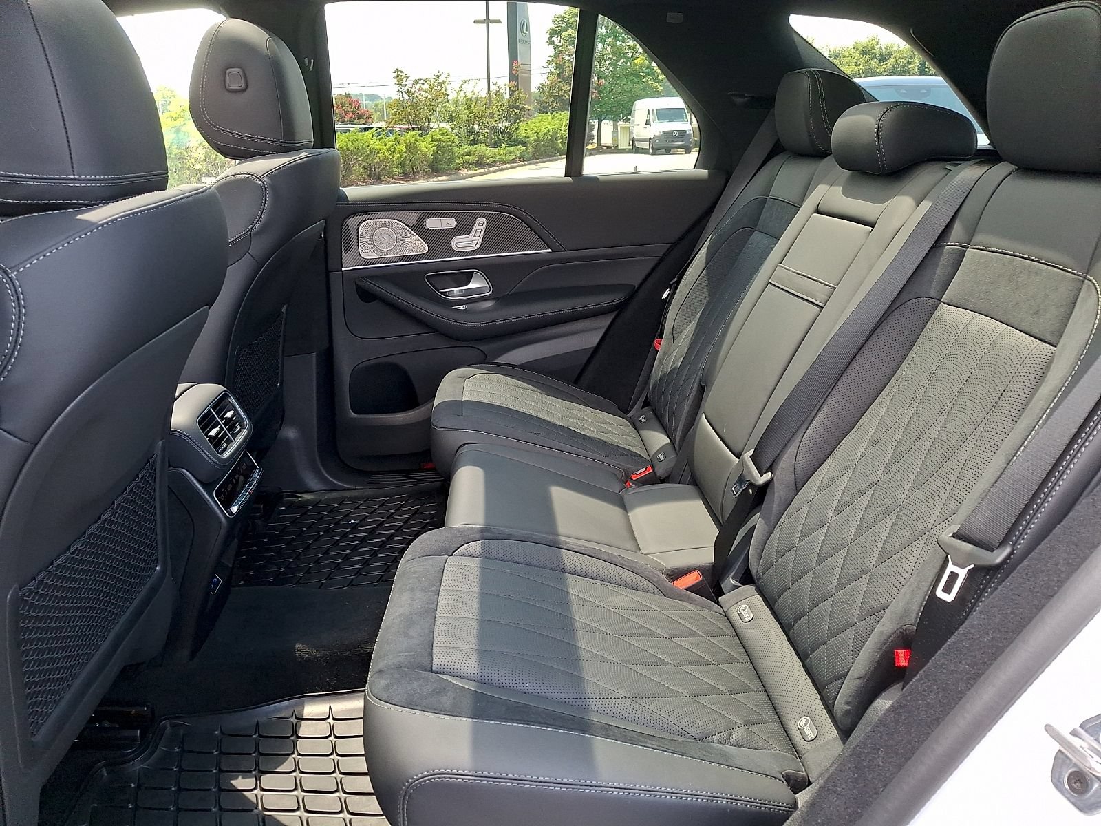 New 2026 Mercedes-Benz GLE 63 AMG S image 6