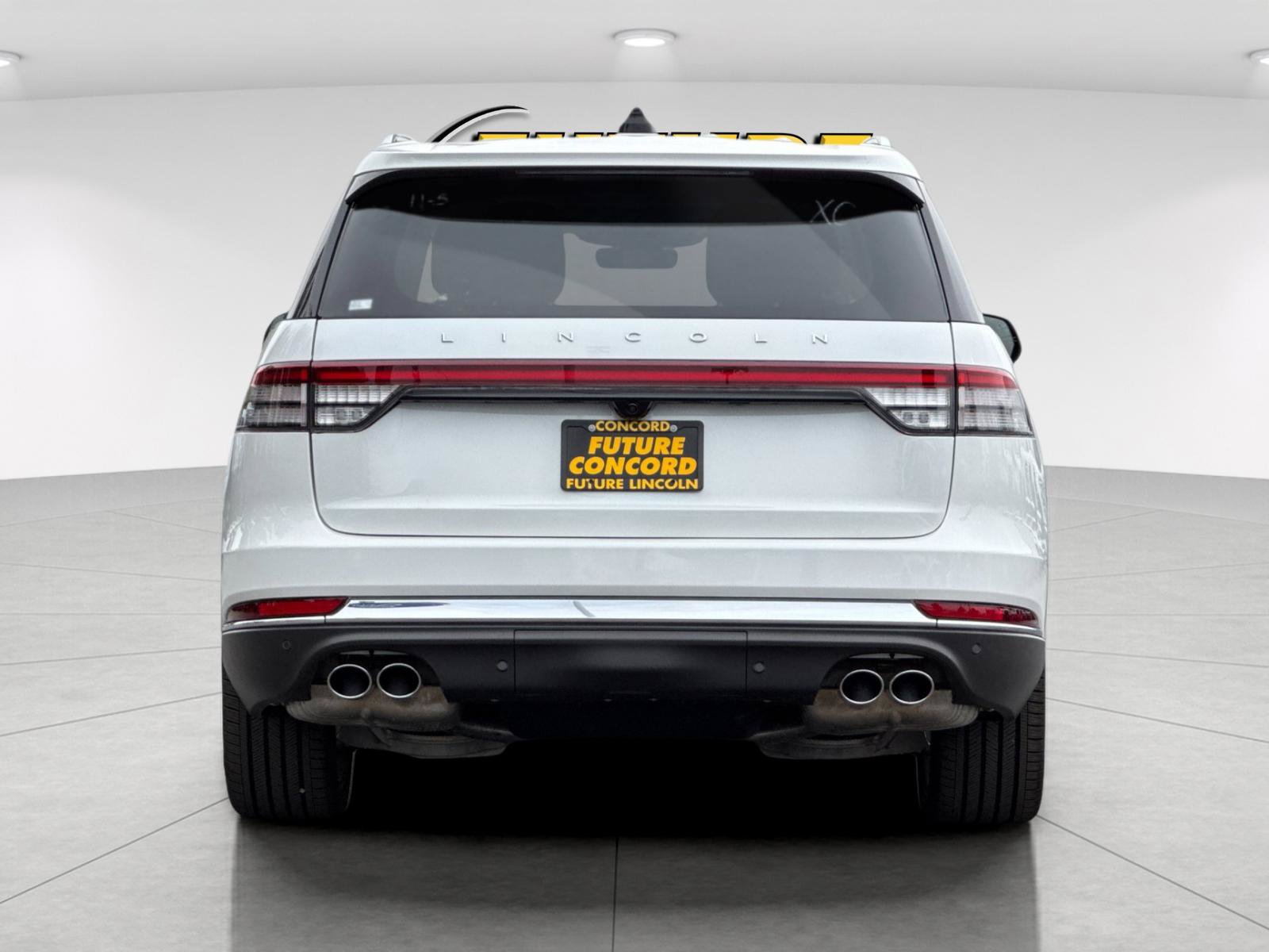 New 2026 Lincoln Aviator Reserve AWD/4WD image 4