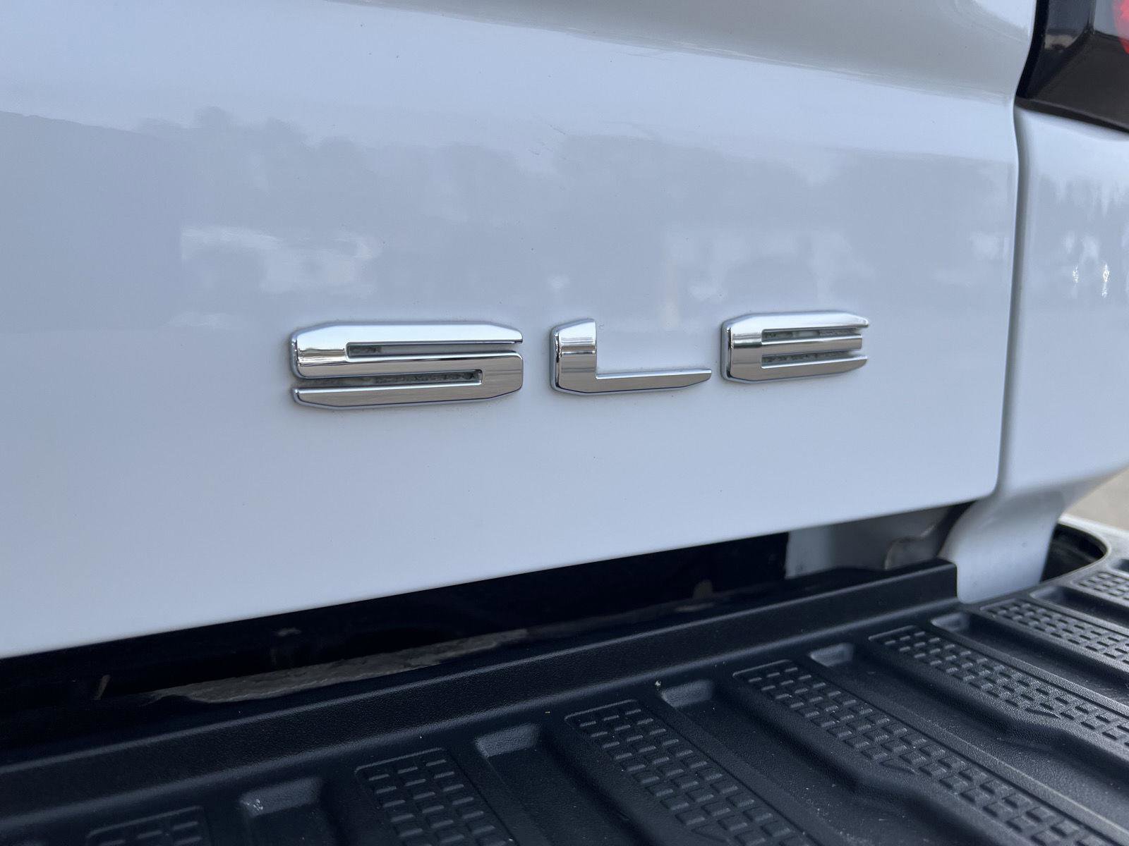 Used 2019 GMC Sierra 1500 SLE w/ SLE Value Package image 9