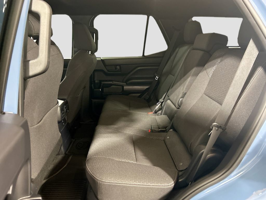 Used 2025 Toyota 4Runner SR5 RWD image 20