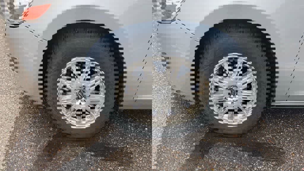 Used 2013 Volvo S60 T5 image 9