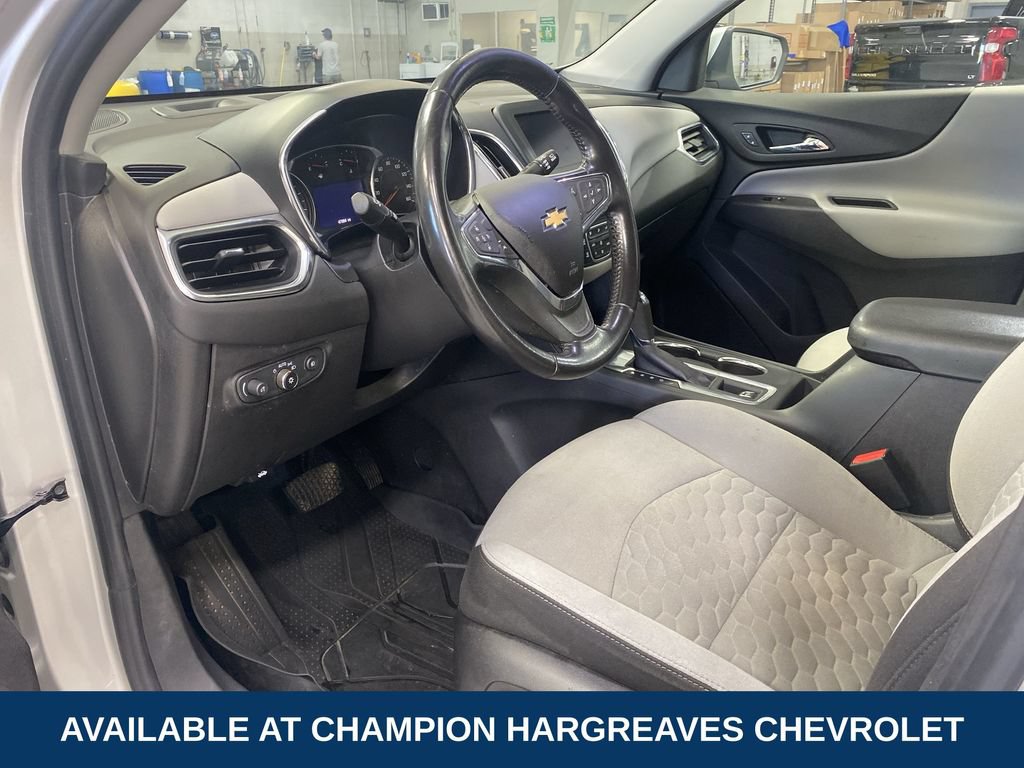 Used 2020 Chevrolet Equinox LT w/ Driver Convenience Package FWD image 13