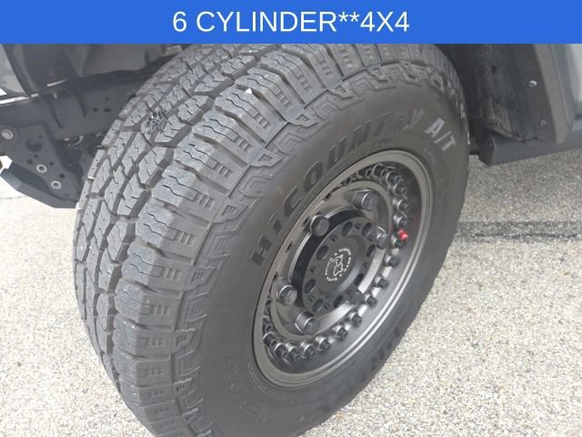 Used 2022 Jeep Gladiator Rubicon w/ Cold Weather Group AWD/4WD image 27