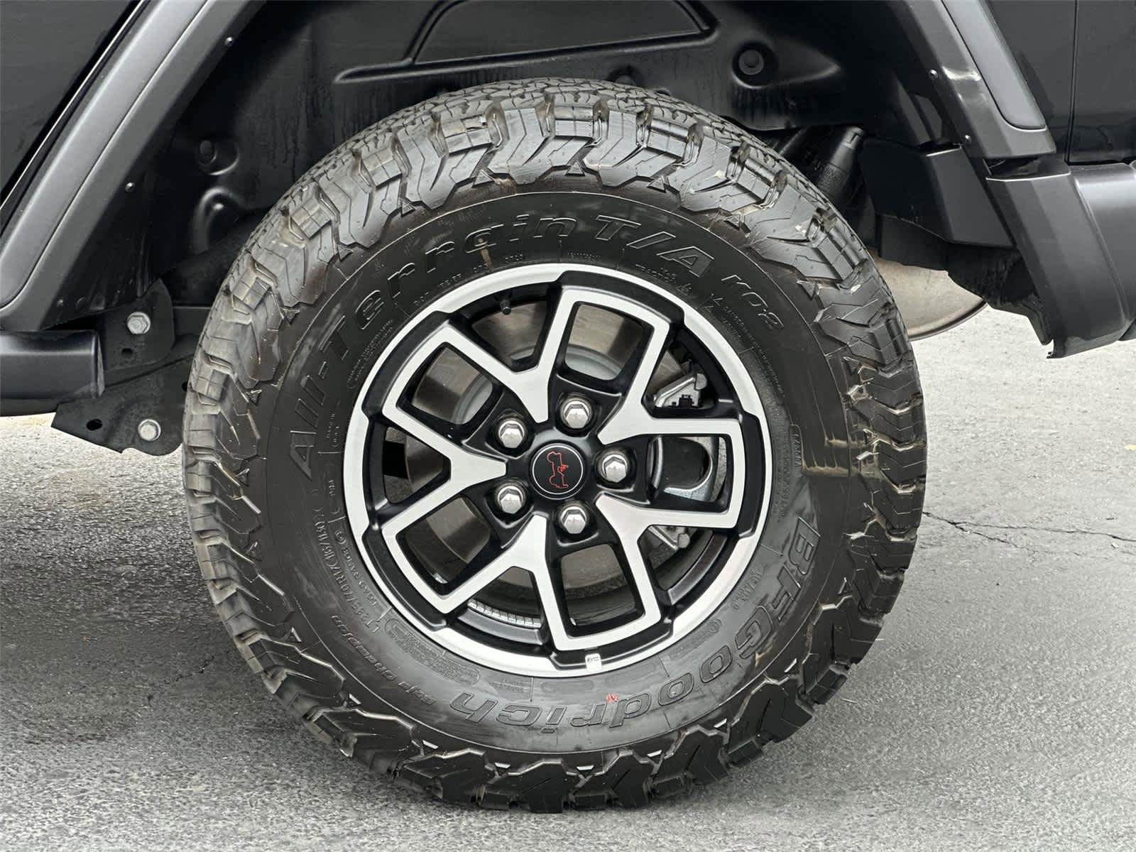 Used 2026 Jeep Wrangler Unlimited Rubicon AWD/4WD image 9