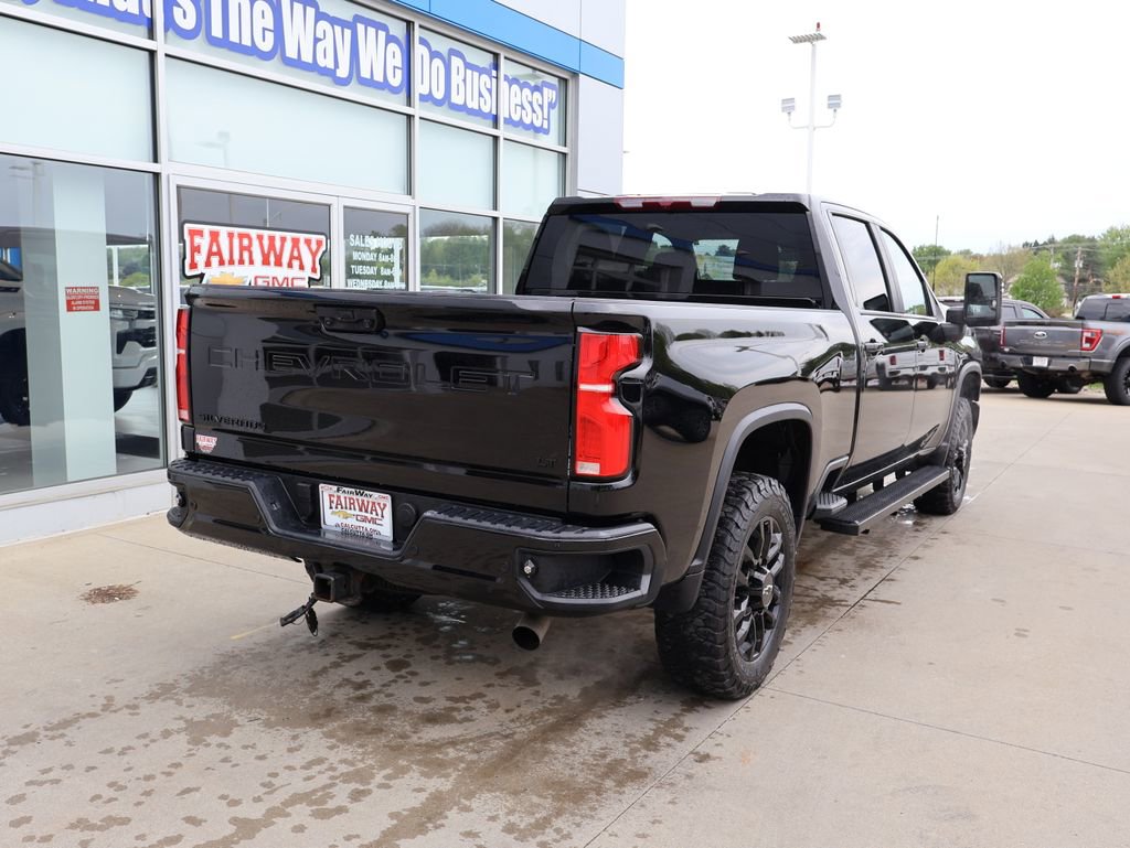 Used 2025 Chevrolet Silverado 2500 LT w/ Trail Boss Package AWD/4WD image 3