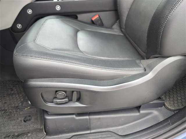 Certified 2023 Land Rover Defender 90 X-Dynamic SE image 25