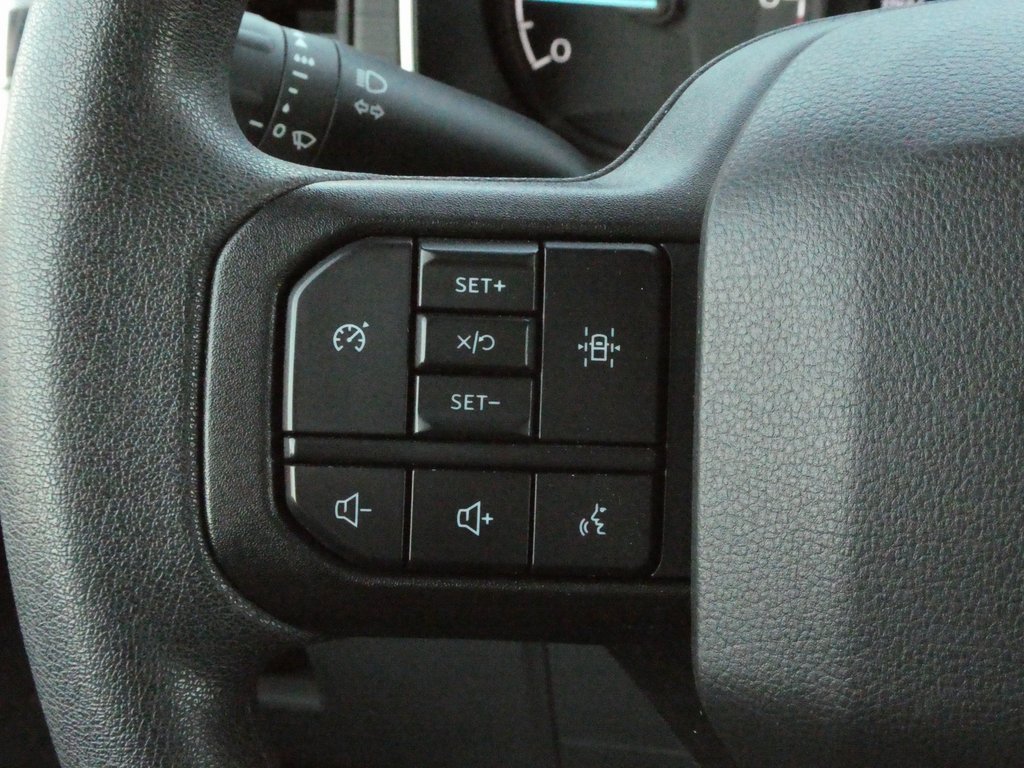 Used 2022 Ford F150 XLT image 11