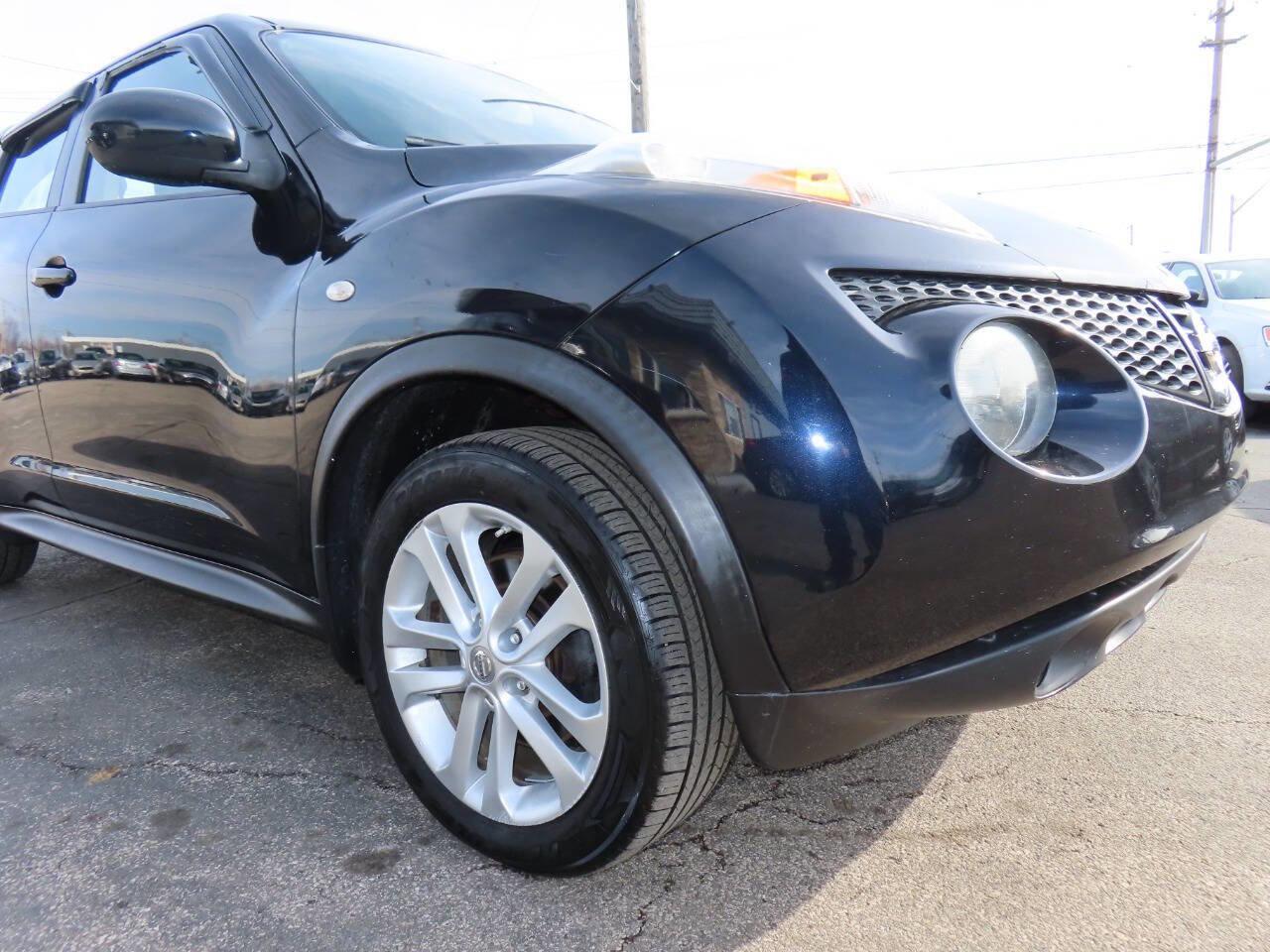 Used 2013 Nissan Juke S AWD/4WD image 17