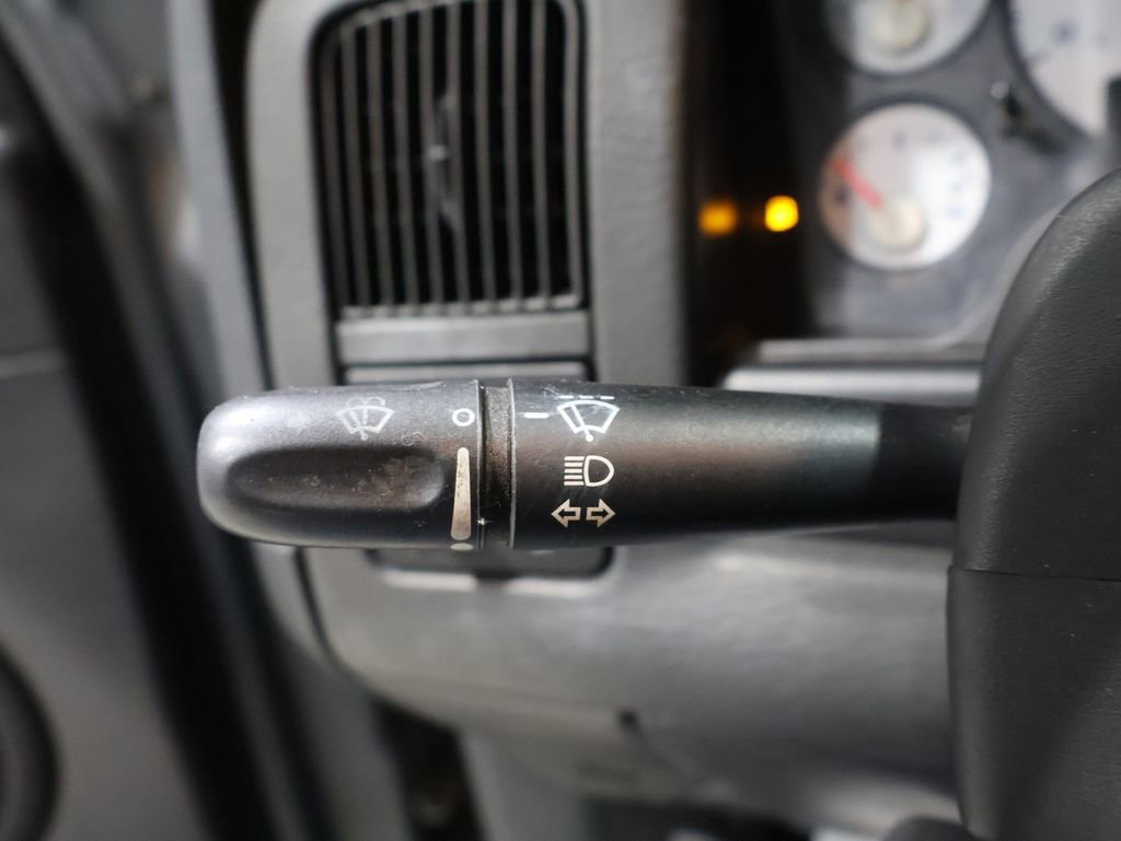 Used 2005 Dodge Ram 1500 Truck SLT w/ Trailer Tow Group image 29