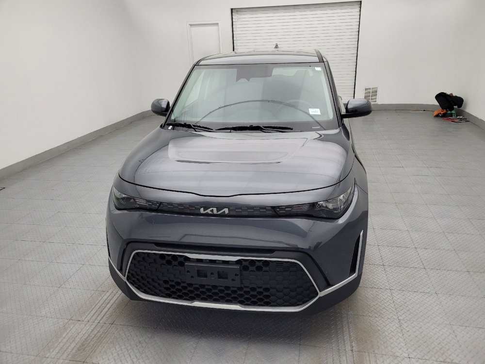 Used 2025 Kia Soul LX image 15
