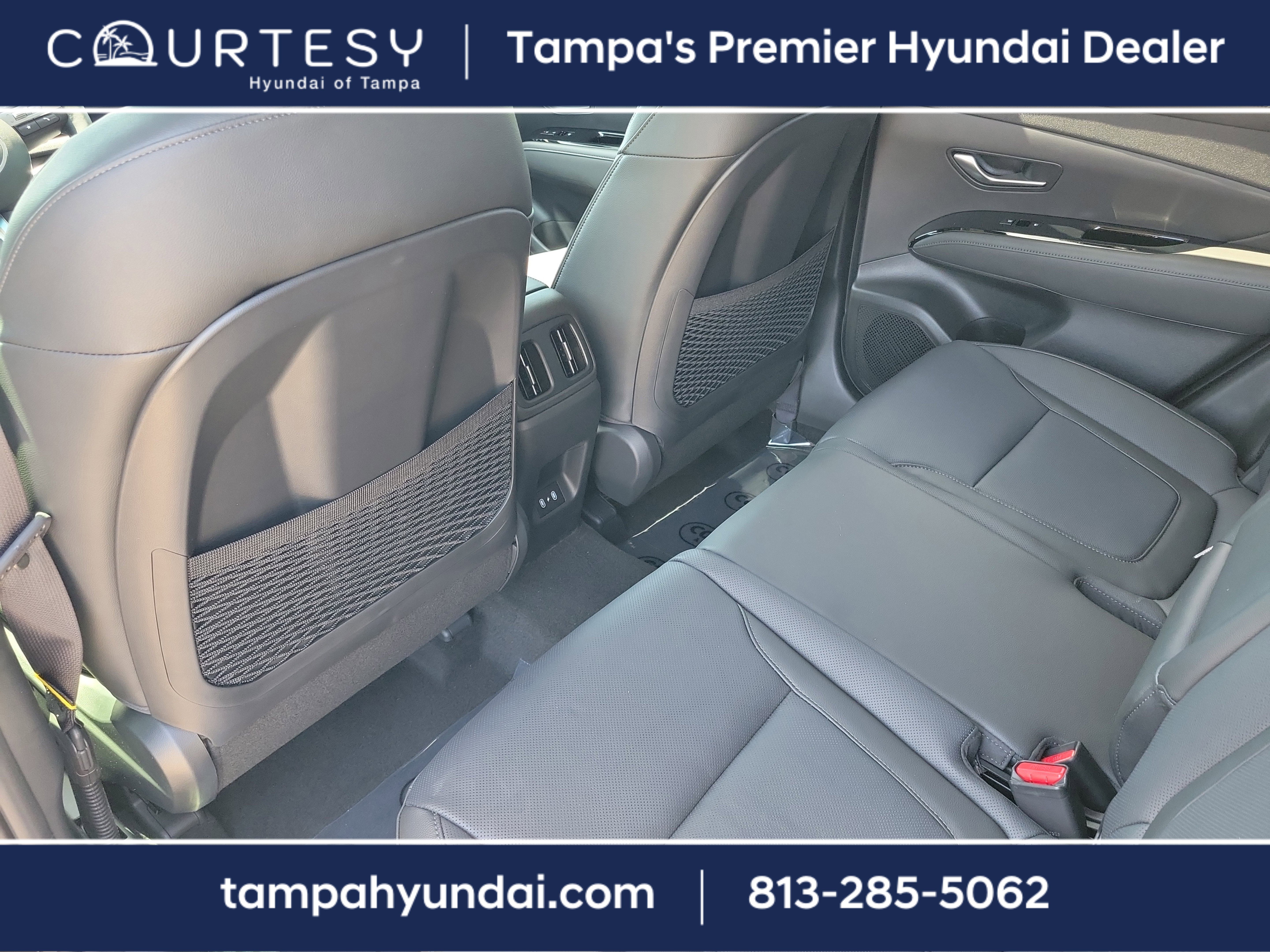 New 2025 Hyundai Tucson Limited image 13