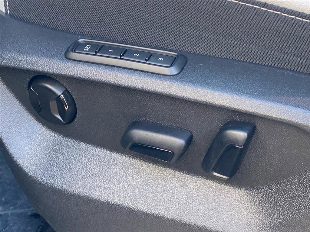 Certified 2024 Volkswagen Atlas Cross Sport SEL Premium R-Line image 13