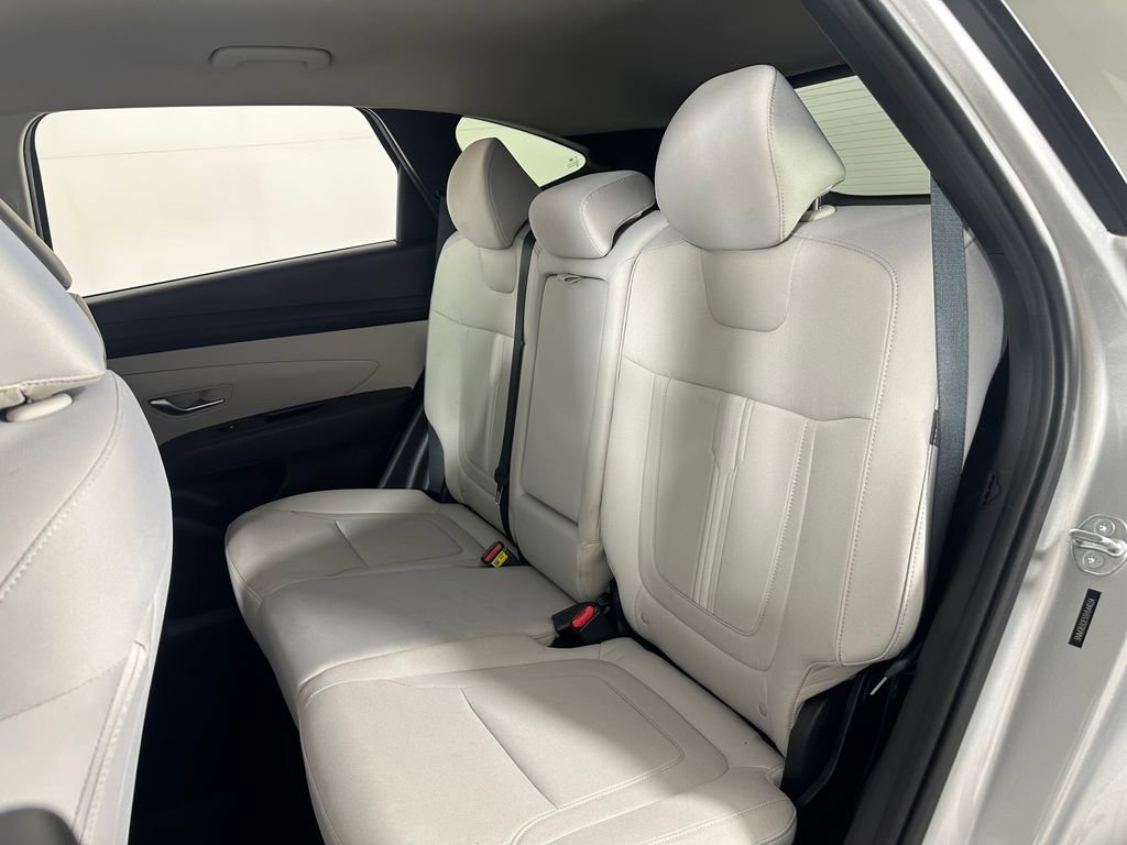 Used 2025 Hyundai Tucson SEL FWD image 19