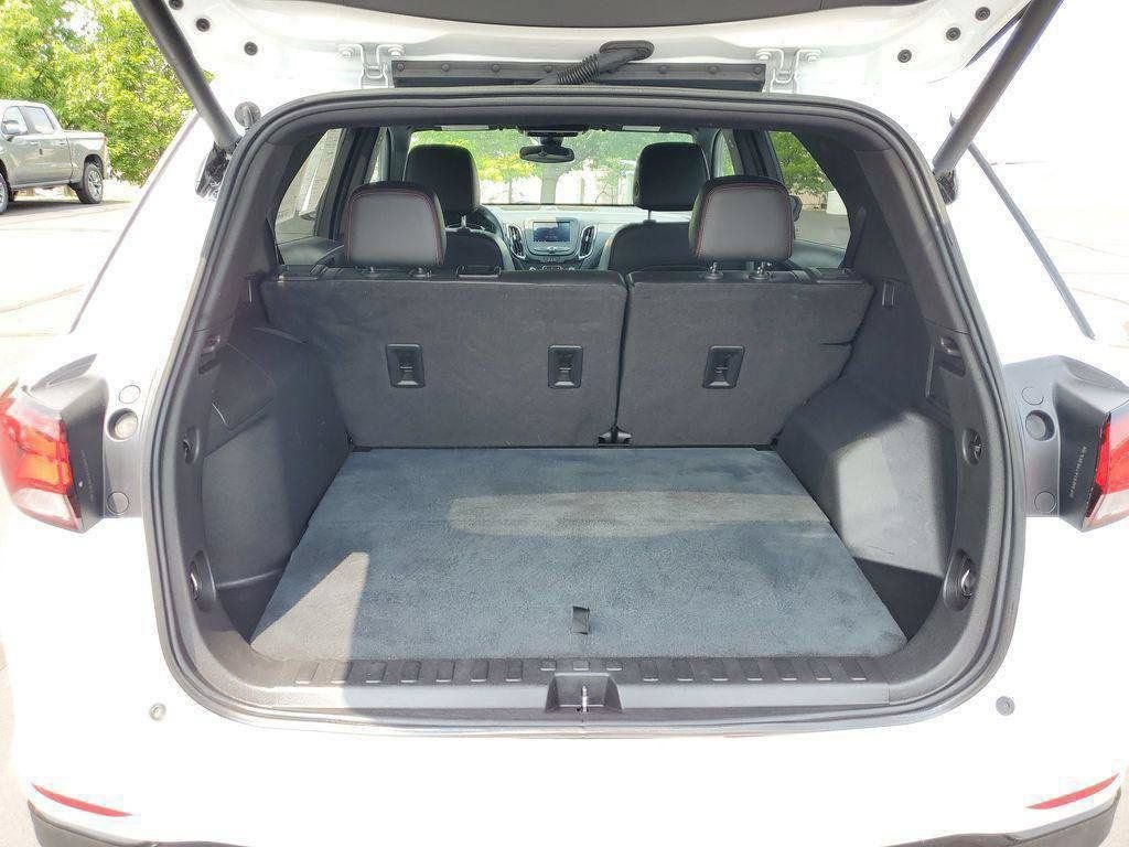 Used 2022 Chevrolet Equinox RS FWD image 31