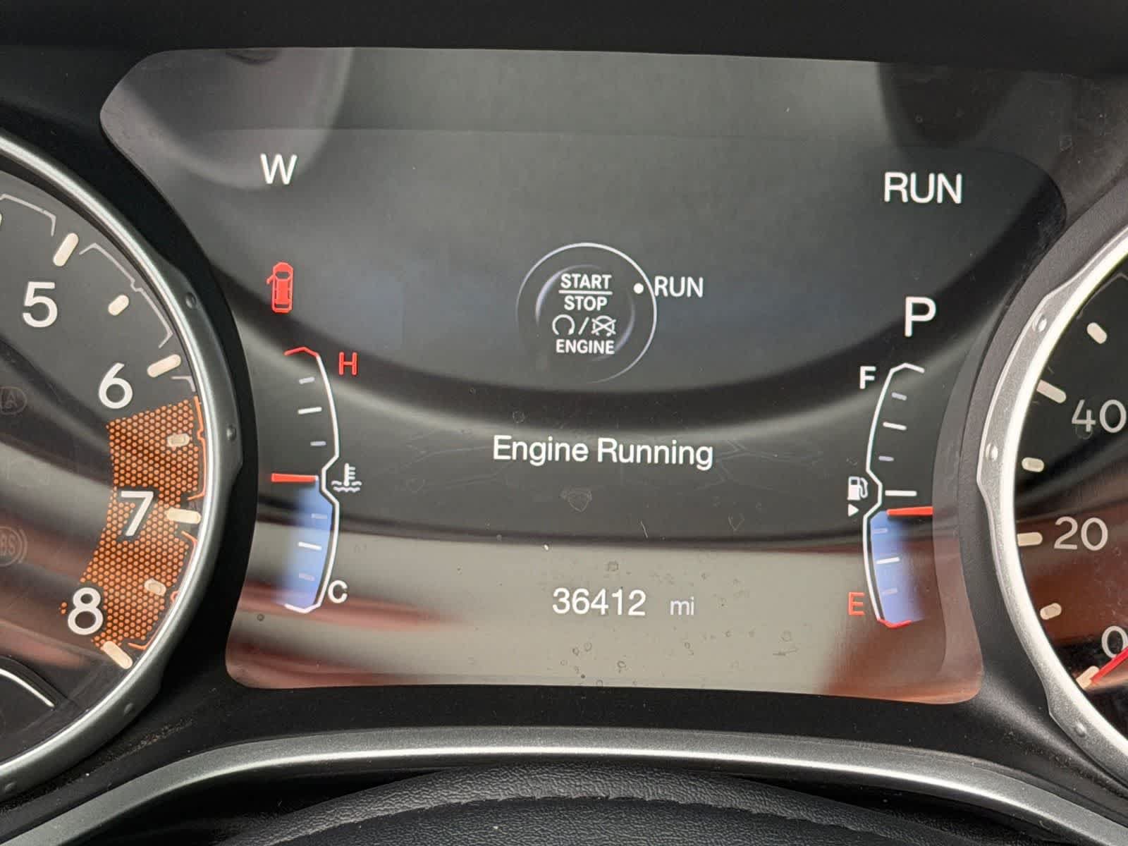 Used 2021 Jeep Compass Latitude w/ Sun and Sound Group FWD image 24