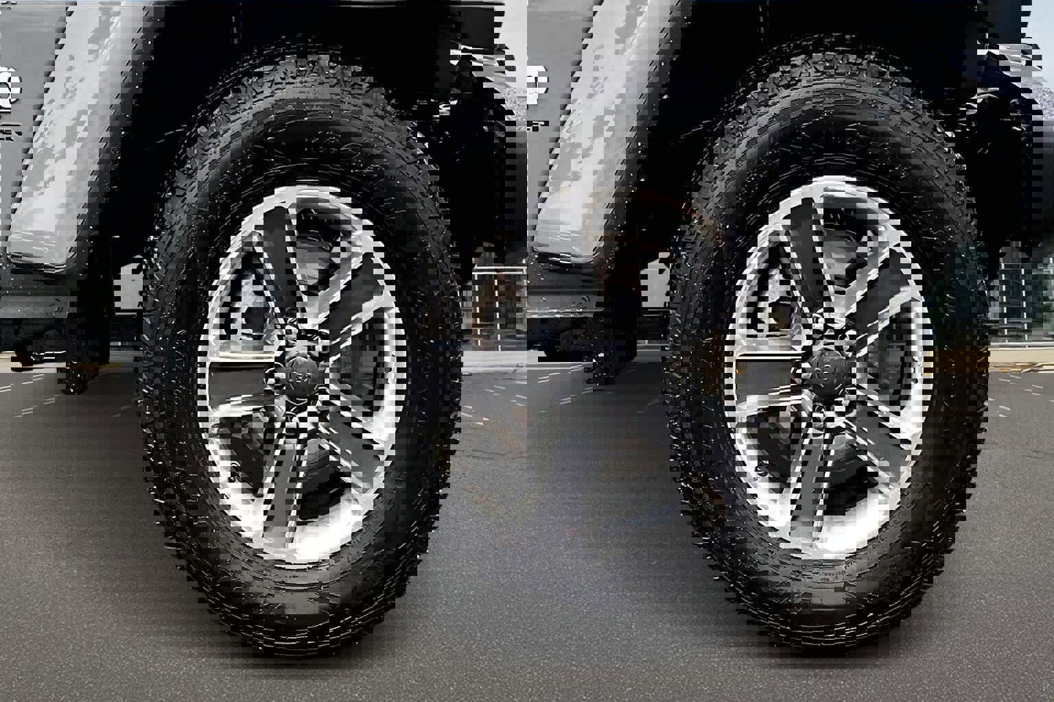 Used 2023 Jeep Wrangler Sahara image 38