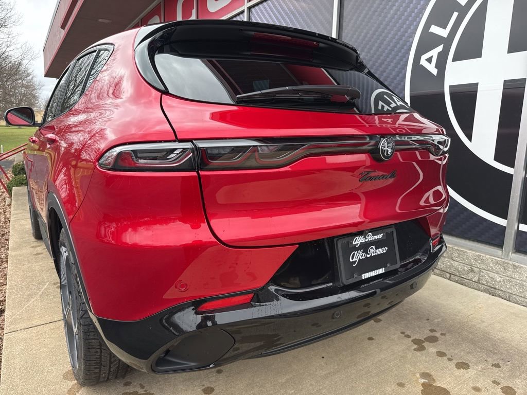 New 2026 Alfa Romeo Tonale Veloce w/ Quick Order Package 23H Volce image 8