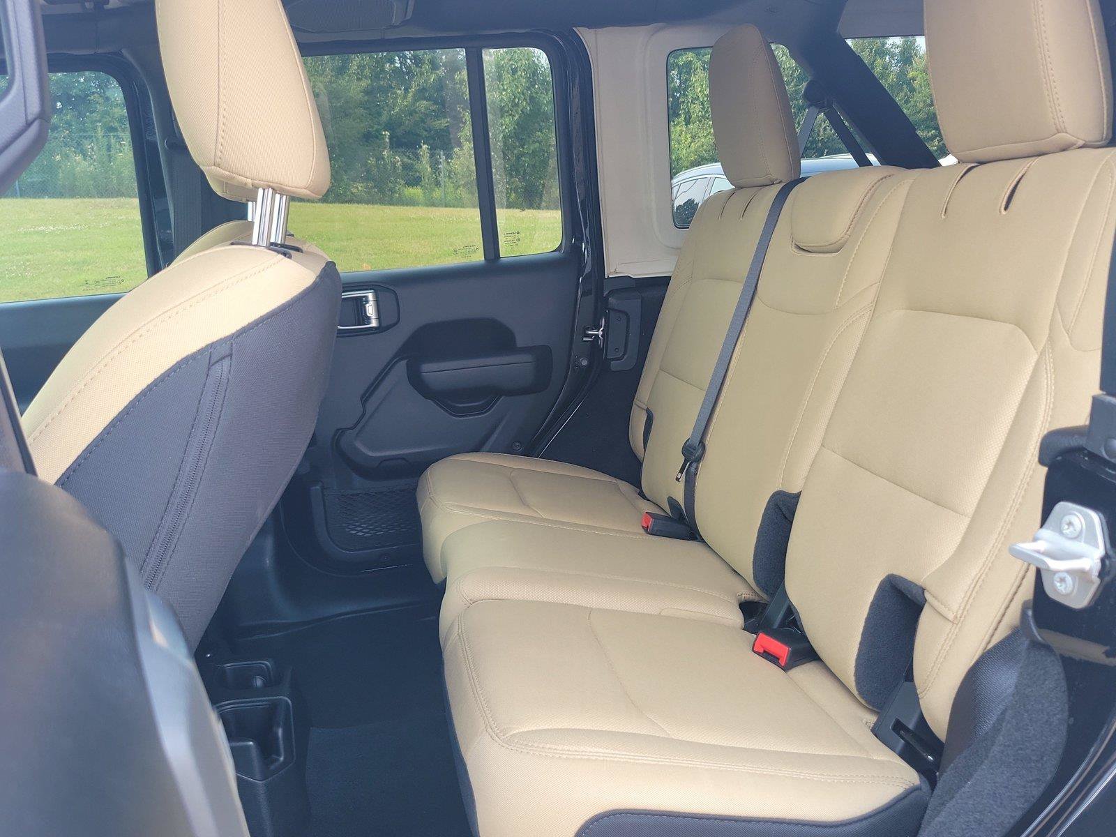 Used 2022 Jeep Wrangler Unlimited Sport AWD/4WD image 10