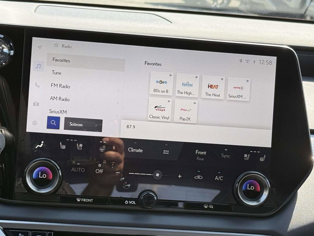 Used 2024 Lexus RX 350 F Sport w/ Convenience Package image 10