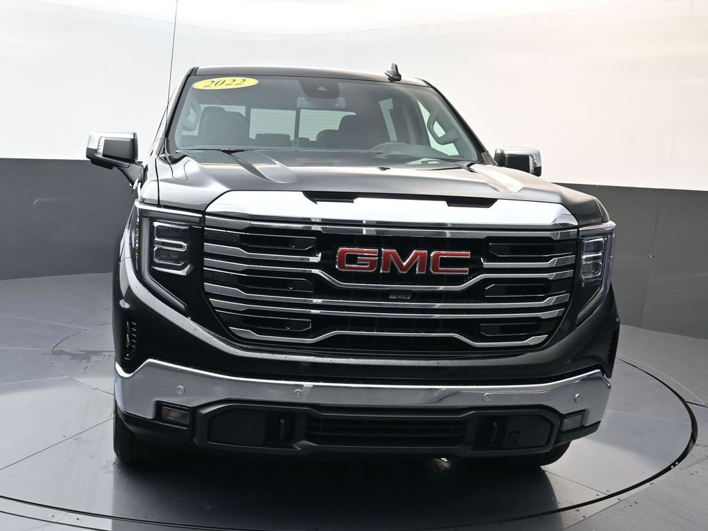 Used 2022 GMC Sierra 1500 SLT w/ SLT Premium Plus Package AWD/4WD image 11