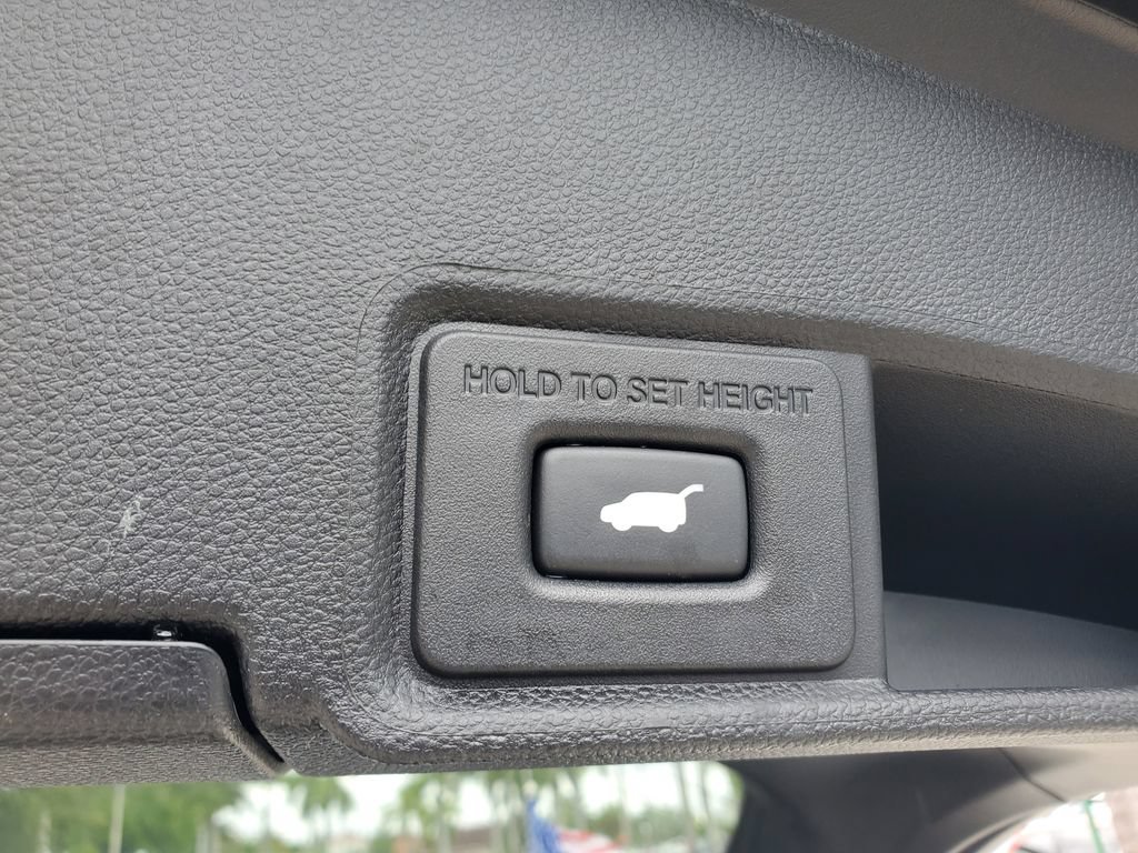 Certified 2023 Acura RDX AWD w/ Advance Package image 9