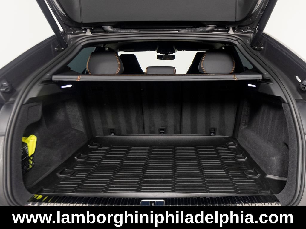 Used 2024 Lamborghini Urus Performante AWD/4WD image 60