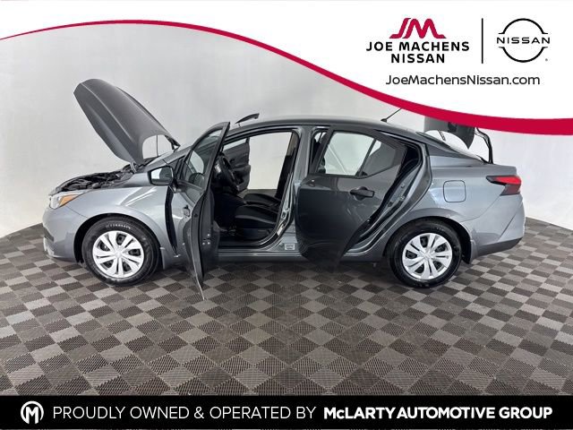 Certified 2025 Nissan Versa S w/ Trunk Package image 9