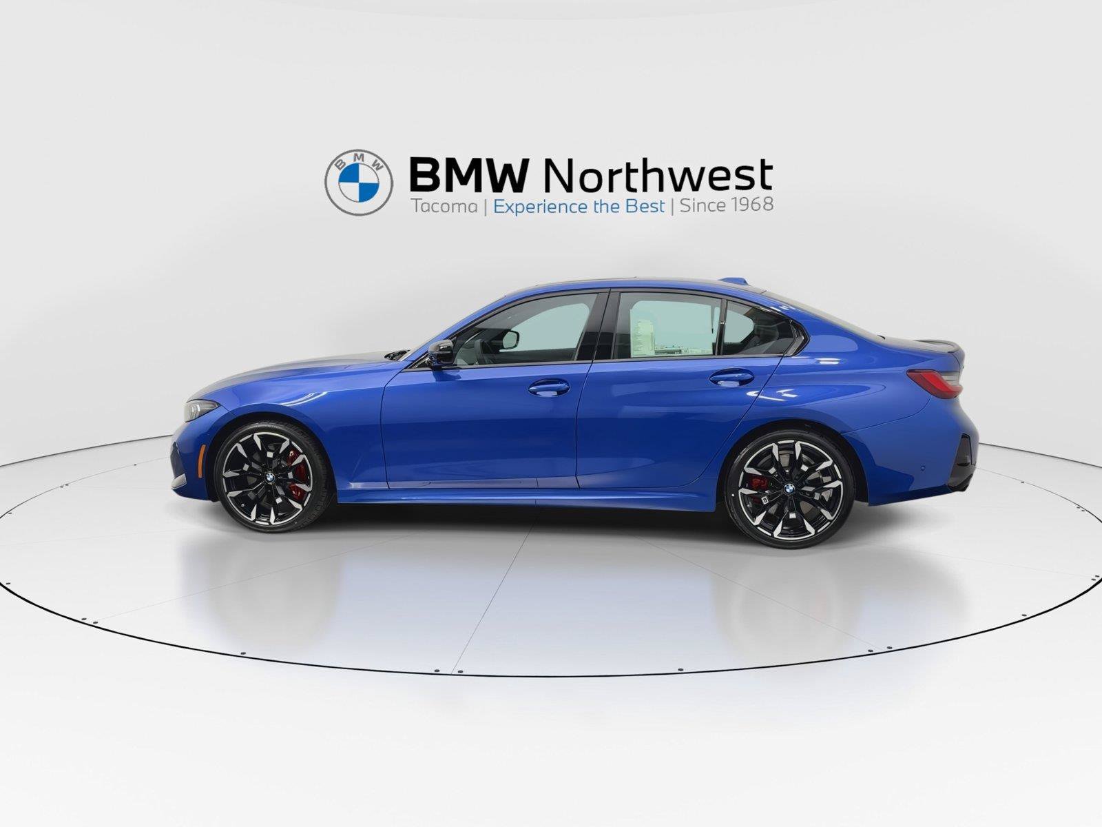 New 2026 BMW 330i xDrive Sedan w/ M Sport Package AWD/4WD image 11