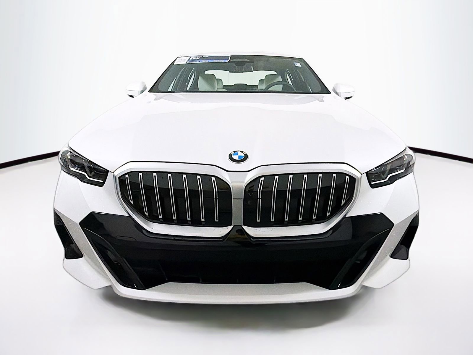 New 2026 BMW 530i xDrive w/ M Sport Package AWD/4WD image 2