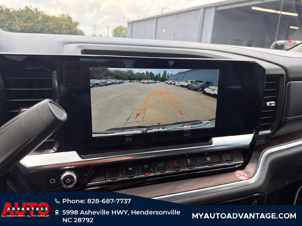 Used 2025 GMC Sierra 1500 SLT AWD/4WD image 16