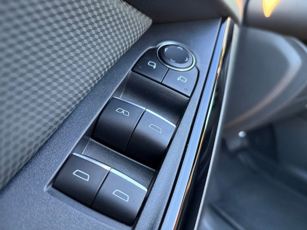 New 2026 Chevrolet Equinox RS image 12