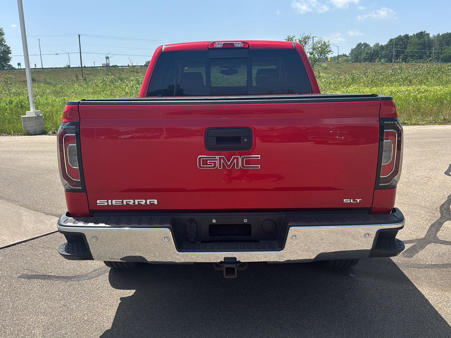 Used 2018 GMC Sierra 1500 SLT w/ SLT Premium Package AWD/4WD image 4