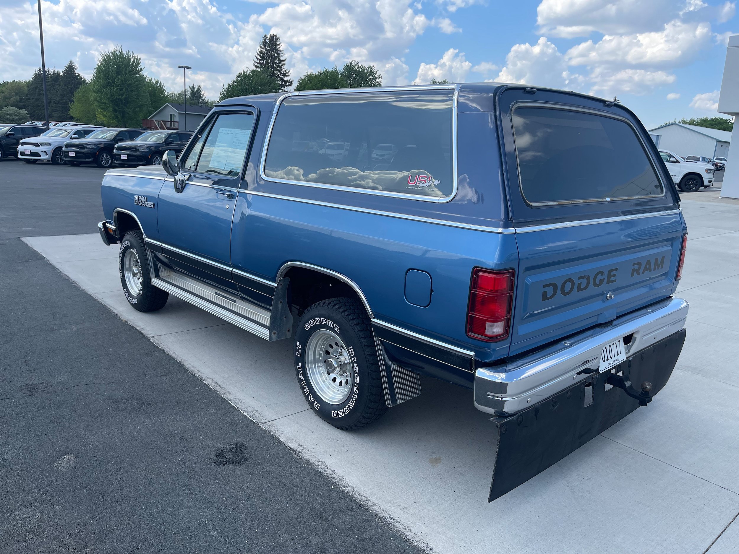 Used 1988 Dodge Ramcharger 4WD image 5