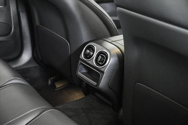 New 2026 Mercedes-Benz C 300 4MATIC Sedan image 19