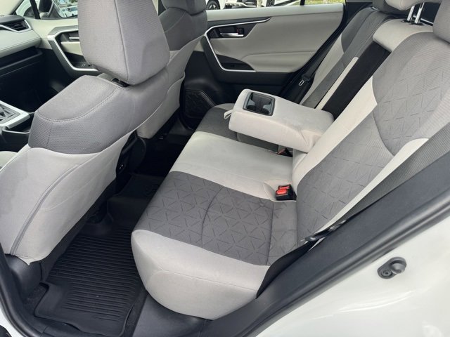 Used 2021 Toyota RAV4 XLE image 11
