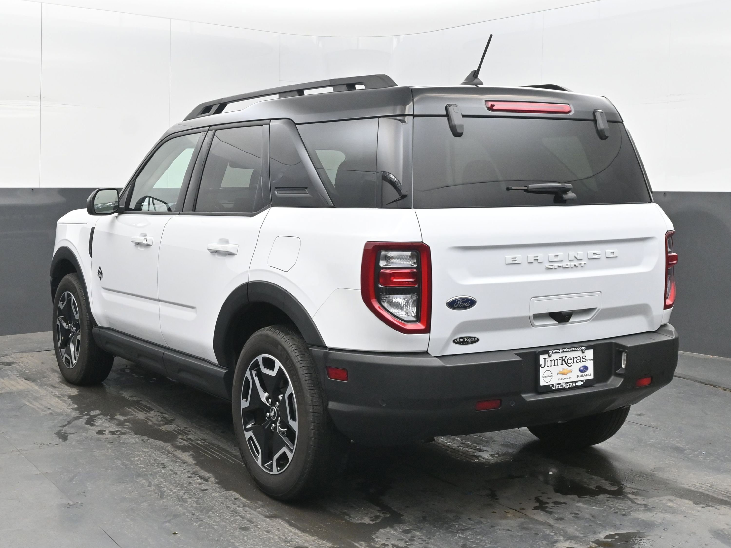 Used 2024 Ford Bronco Sport Outer Banks image 8