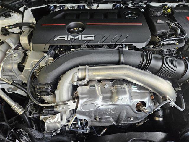 New 2025 Mercedes-Benz GLA 35 AMG 4MATIC image 17