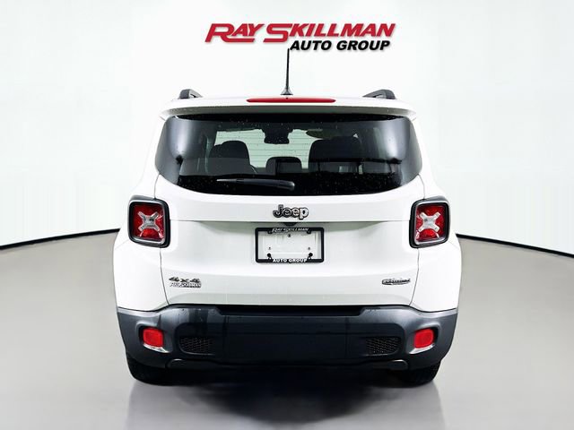 Used 2016 Jeep Renegade Latitude image 6