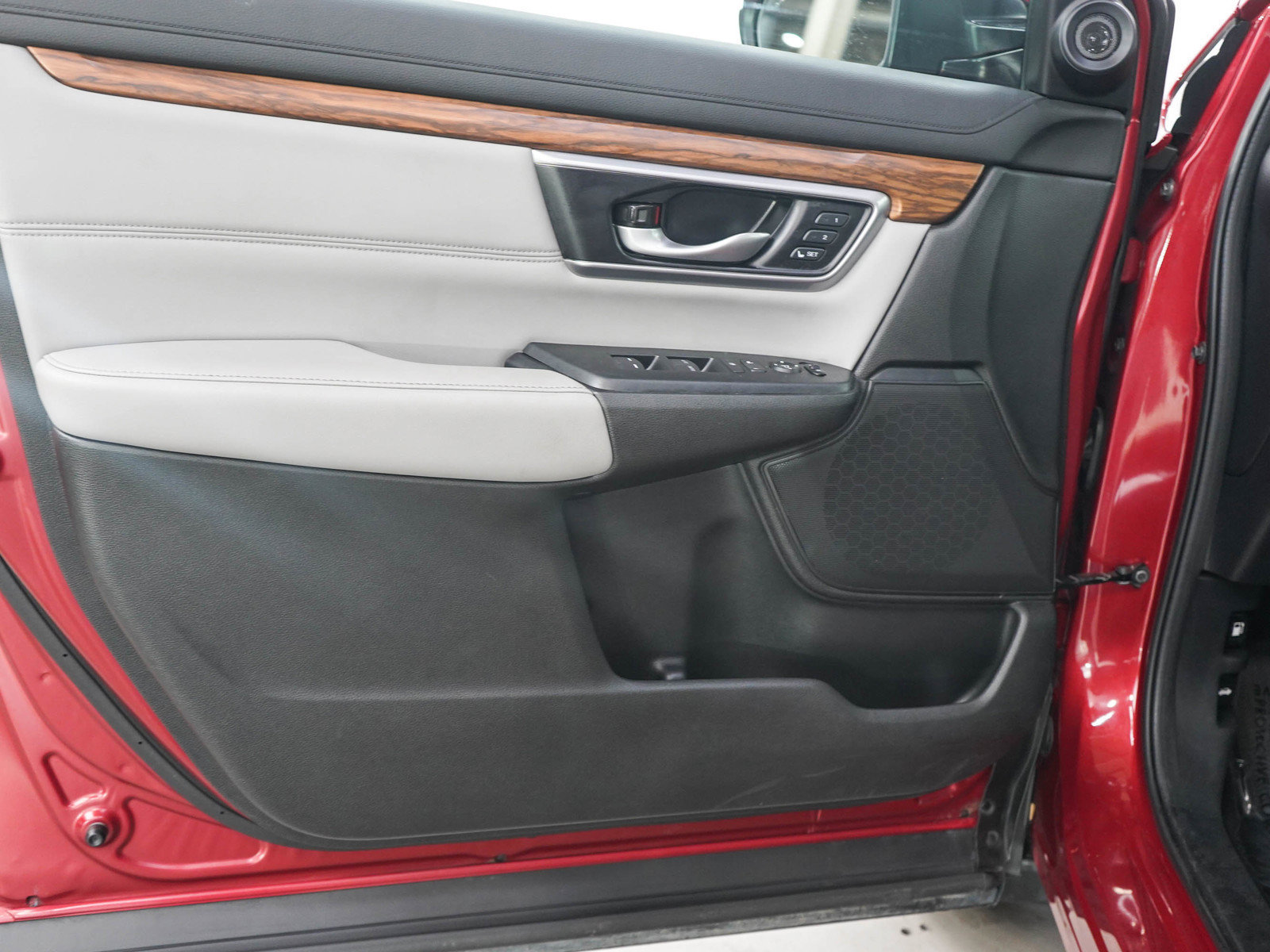 Used 2021 Honda CR-V Touring image 19