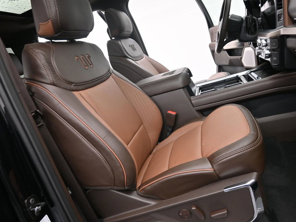 New 2026 Ford F350 King Ranch w/ Chrome Package image 28