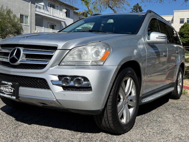 Used 2011 Mercedes-Benz GL 450 4MATIC image 40