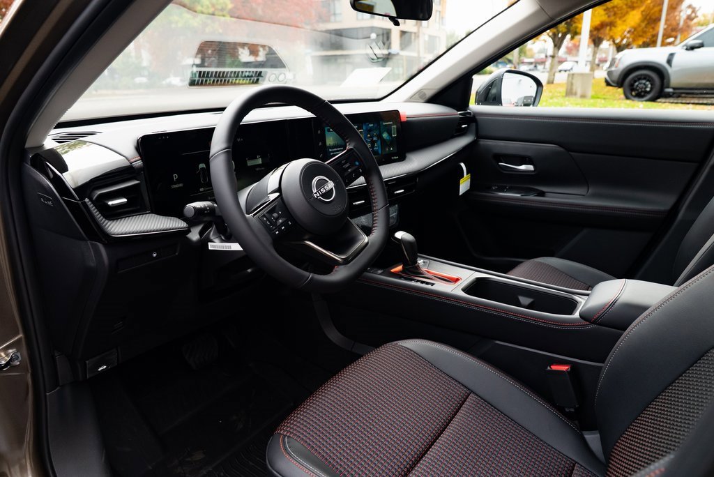 New 2026 Nissan Kicks SR image 19