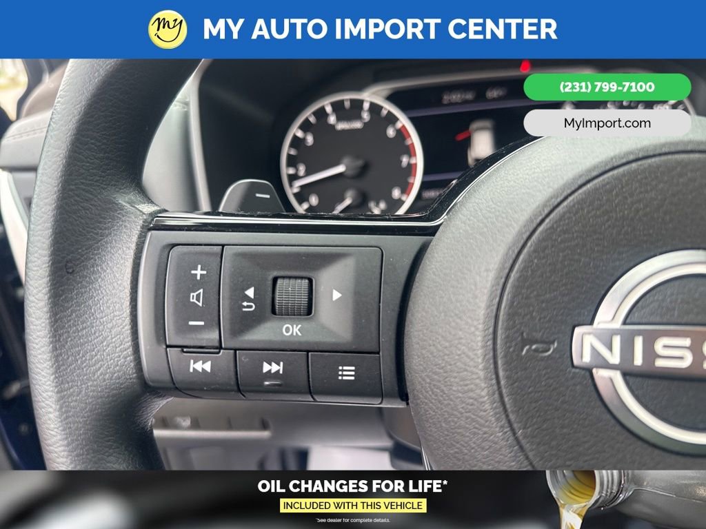 Used 2023 Nissan Rogue SV AWD/4WD image 16