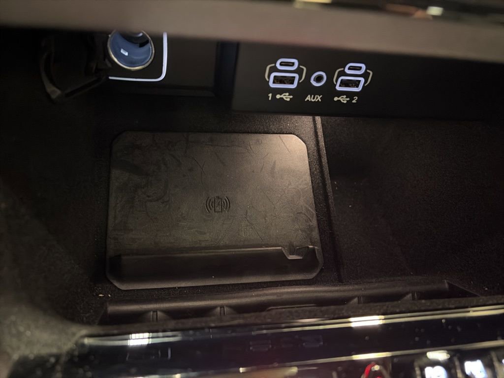 Used 2024 Jeep Wagoneer L 4WD w/ Premium Group I image 40