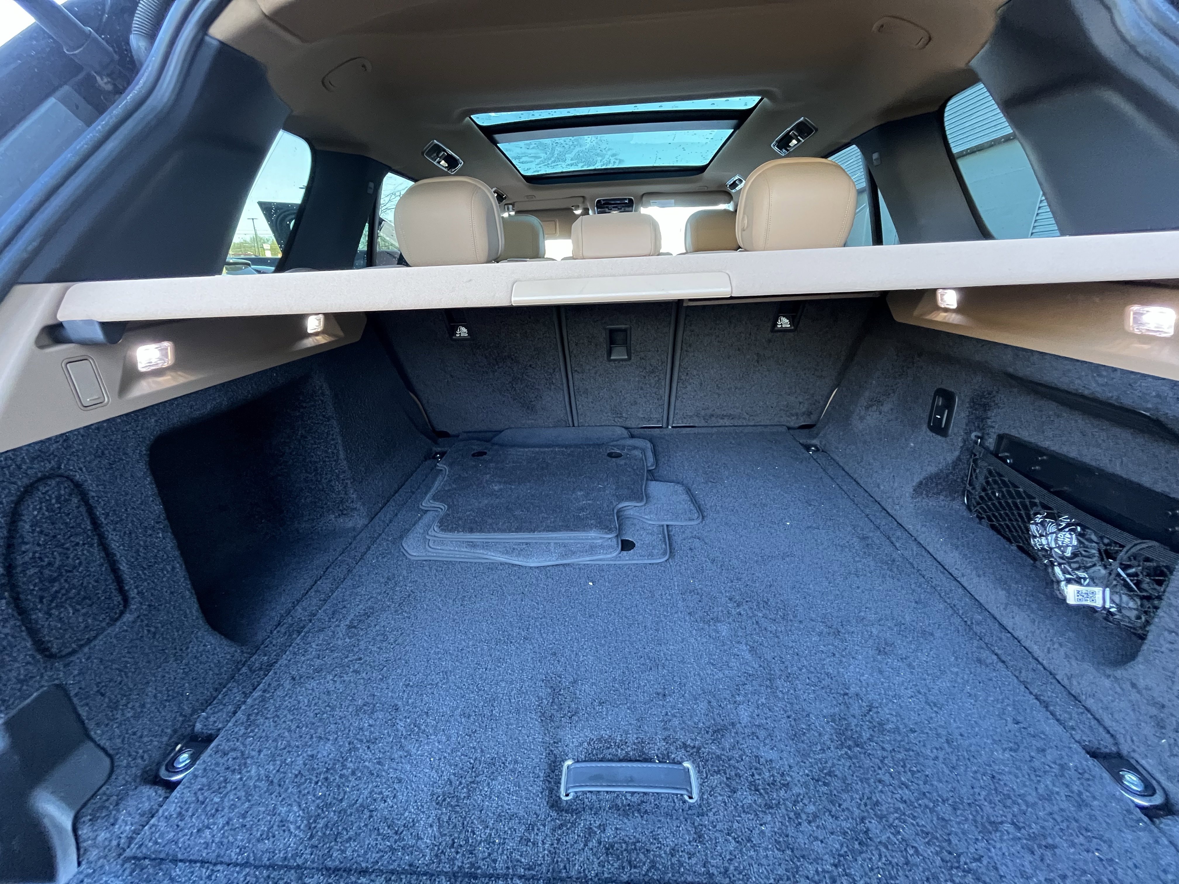 Certified 2023 Land Rover Range Rover SE image 31