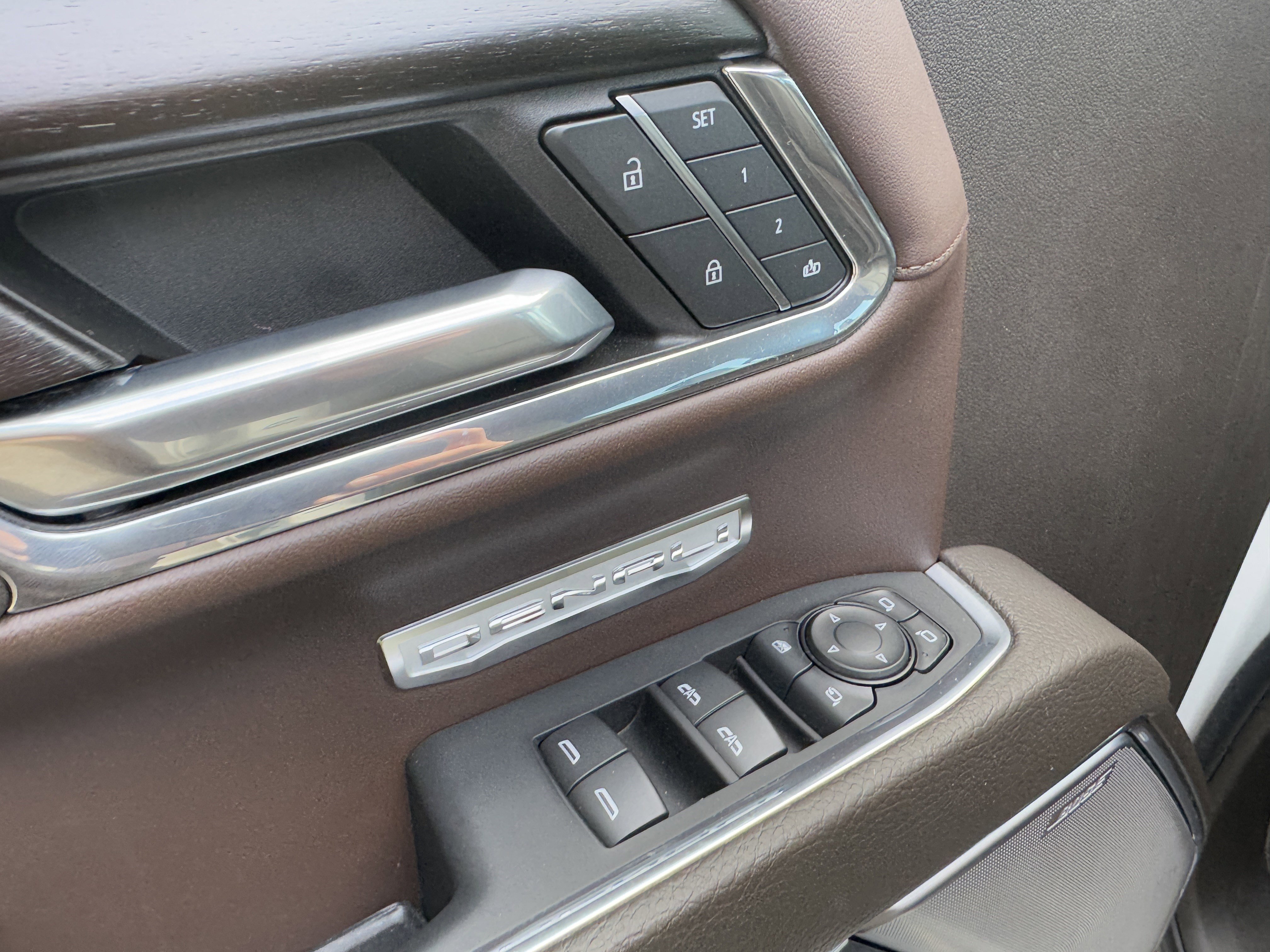 Used 2024 GMC Sierra 1500 Denali w/ Technology Package image 8